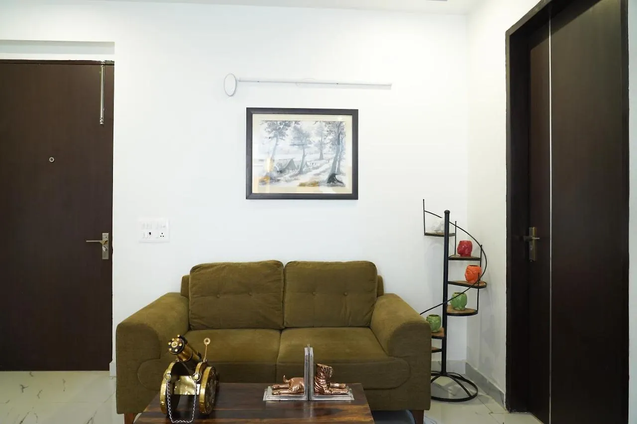 Lime Tree Service Apartment - Near Artemis Hospital ,Gurgáon Indie